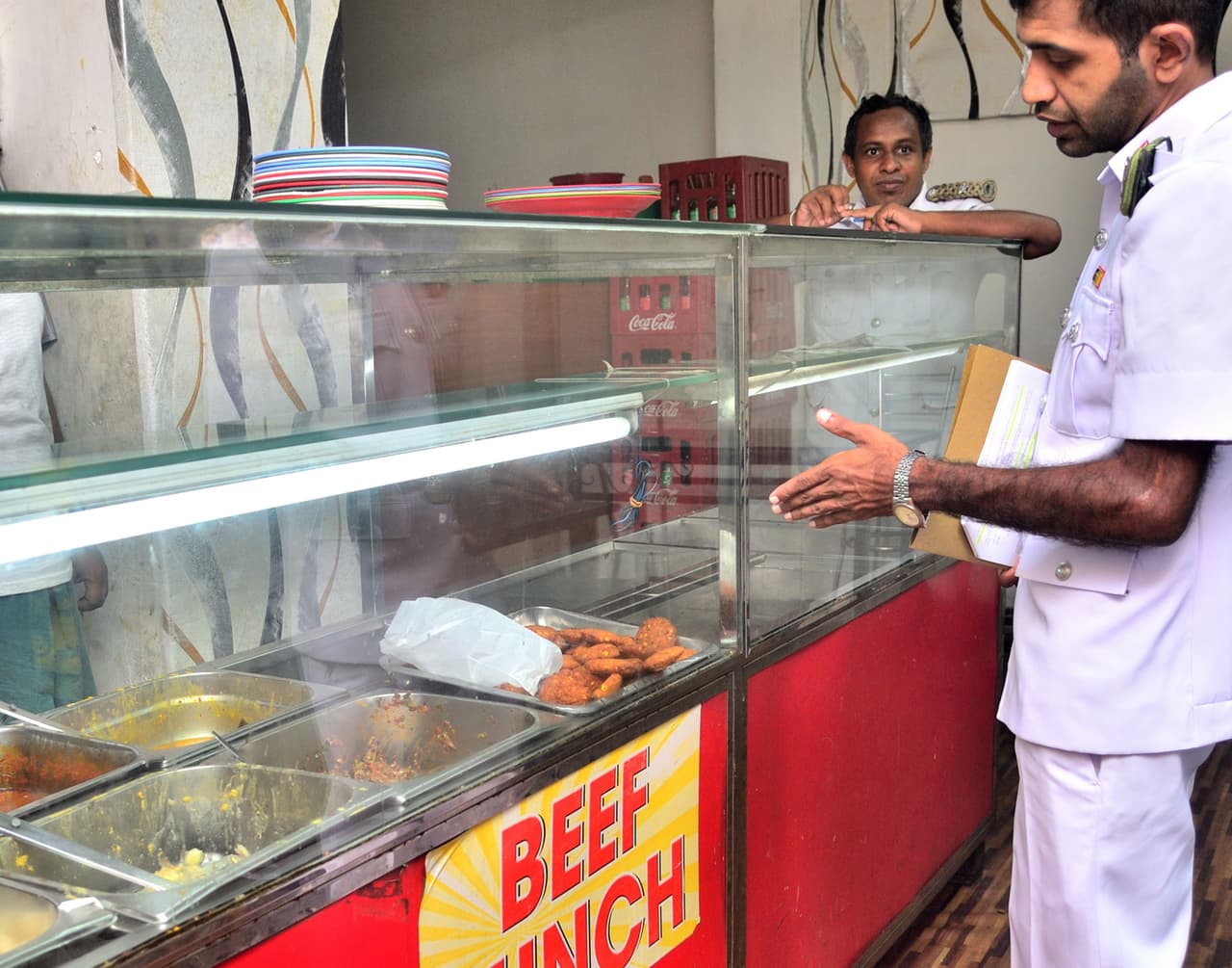Sri Lanka launches National Food Safety Policy with support from FAO and the European Union