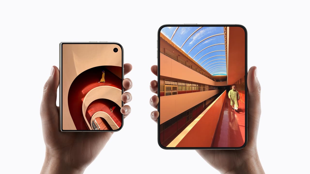 Apple unveils iPhone Duo
